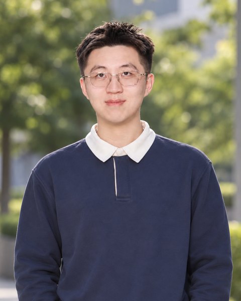 Portrait of Yuhang Zhang
